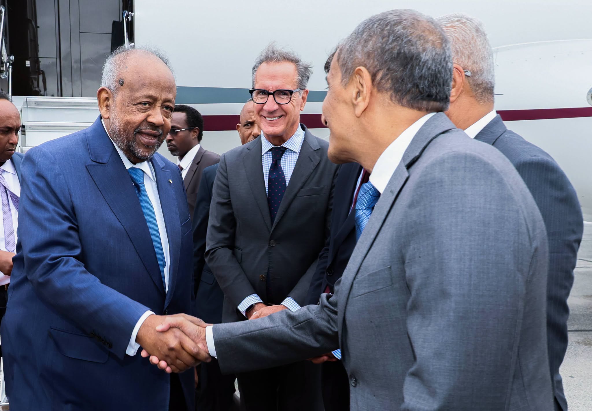 Le Président Guelleh participe au Sommet international sur l’Espace à Paris